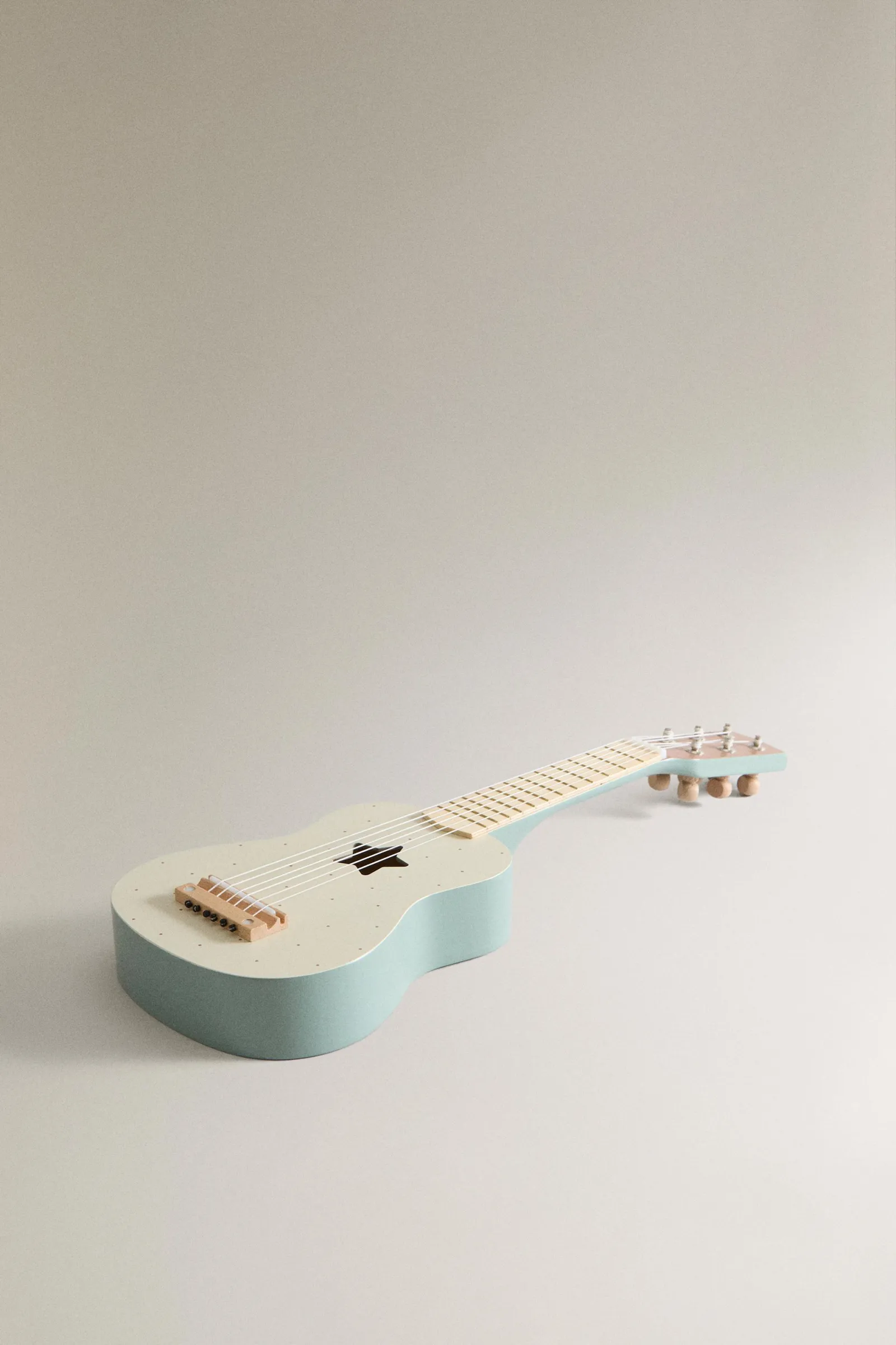 Ahşap Oyuncak Gitar
