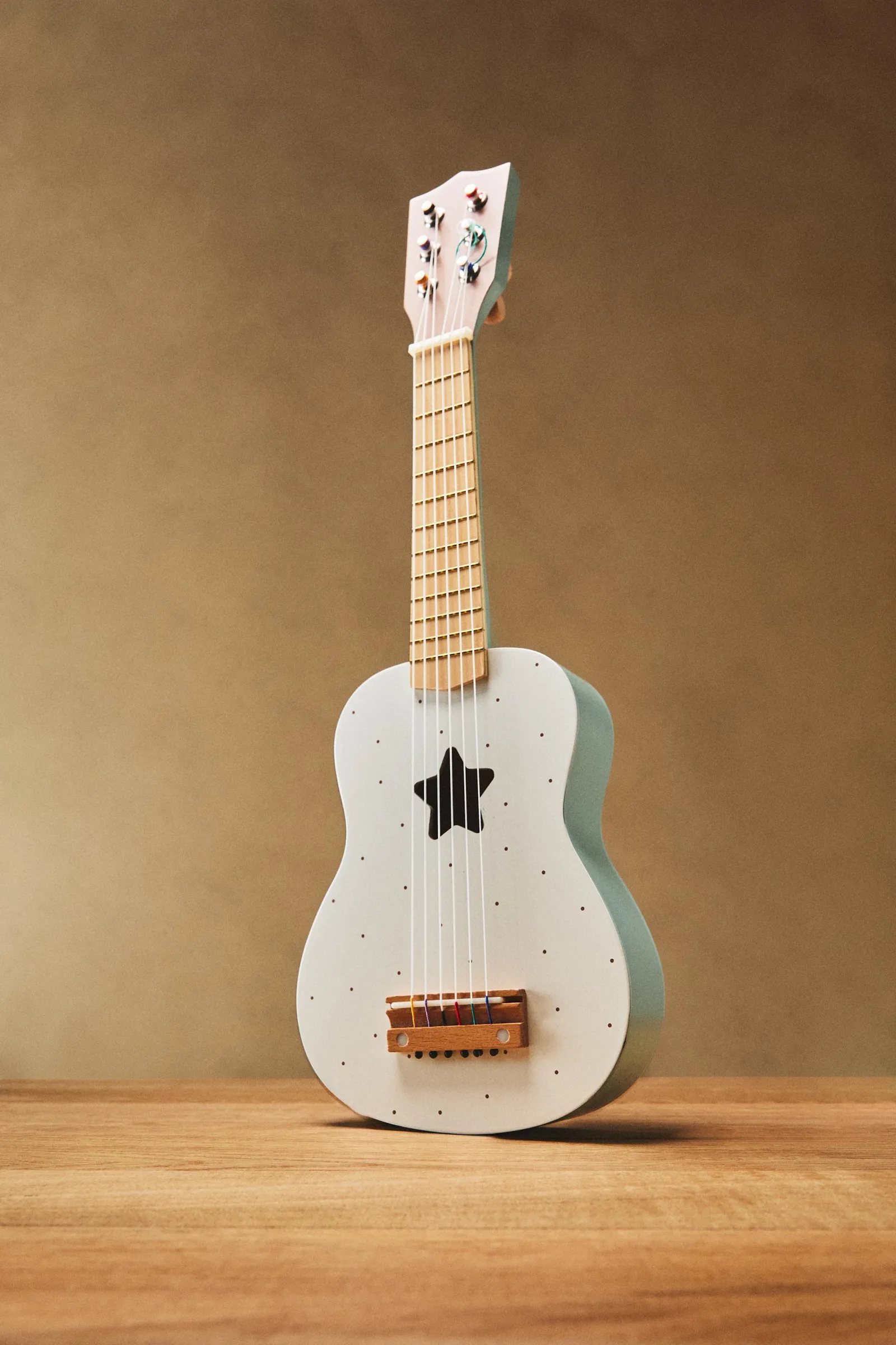 Ahşap Oyuncak Gitar