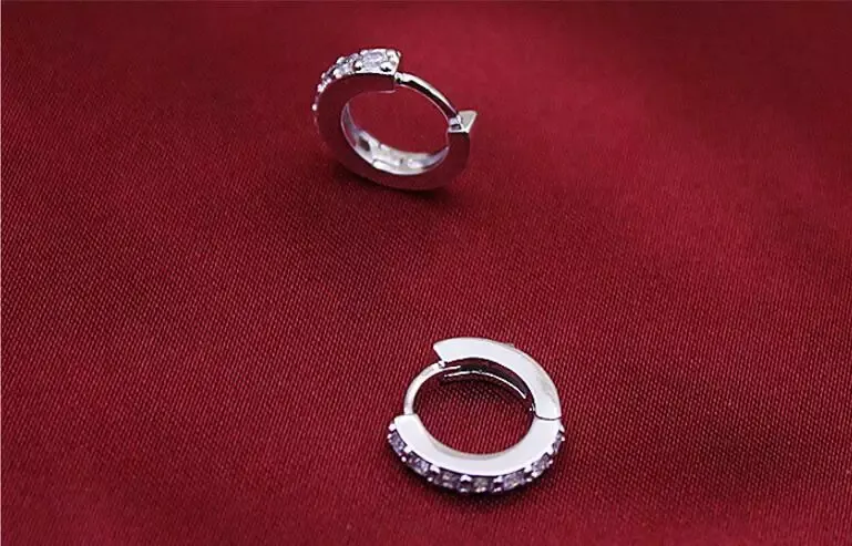 925 Ayar Gümüş Zirkon Taşlı Küpe
