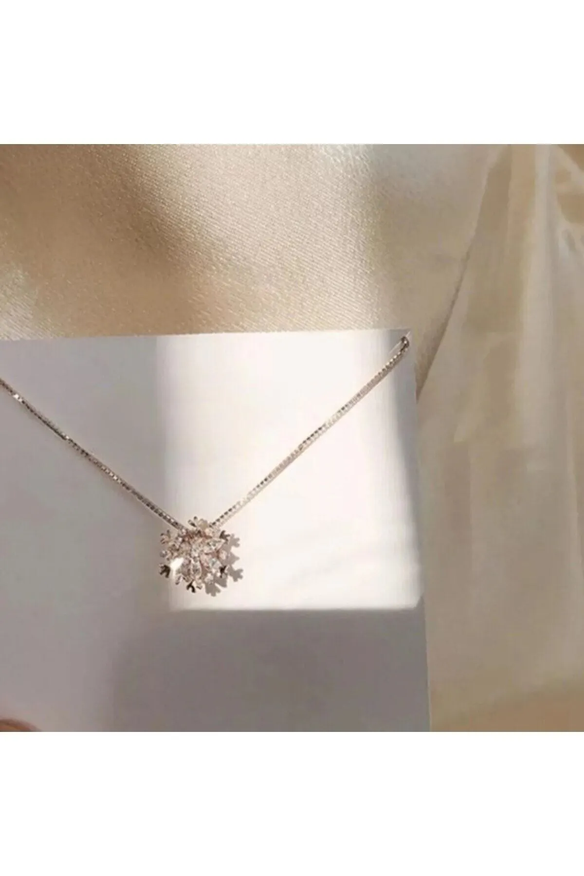 925 Ayar Gümüş Zirkon Taşlı Kar Tanesi Rose Renk Kolye