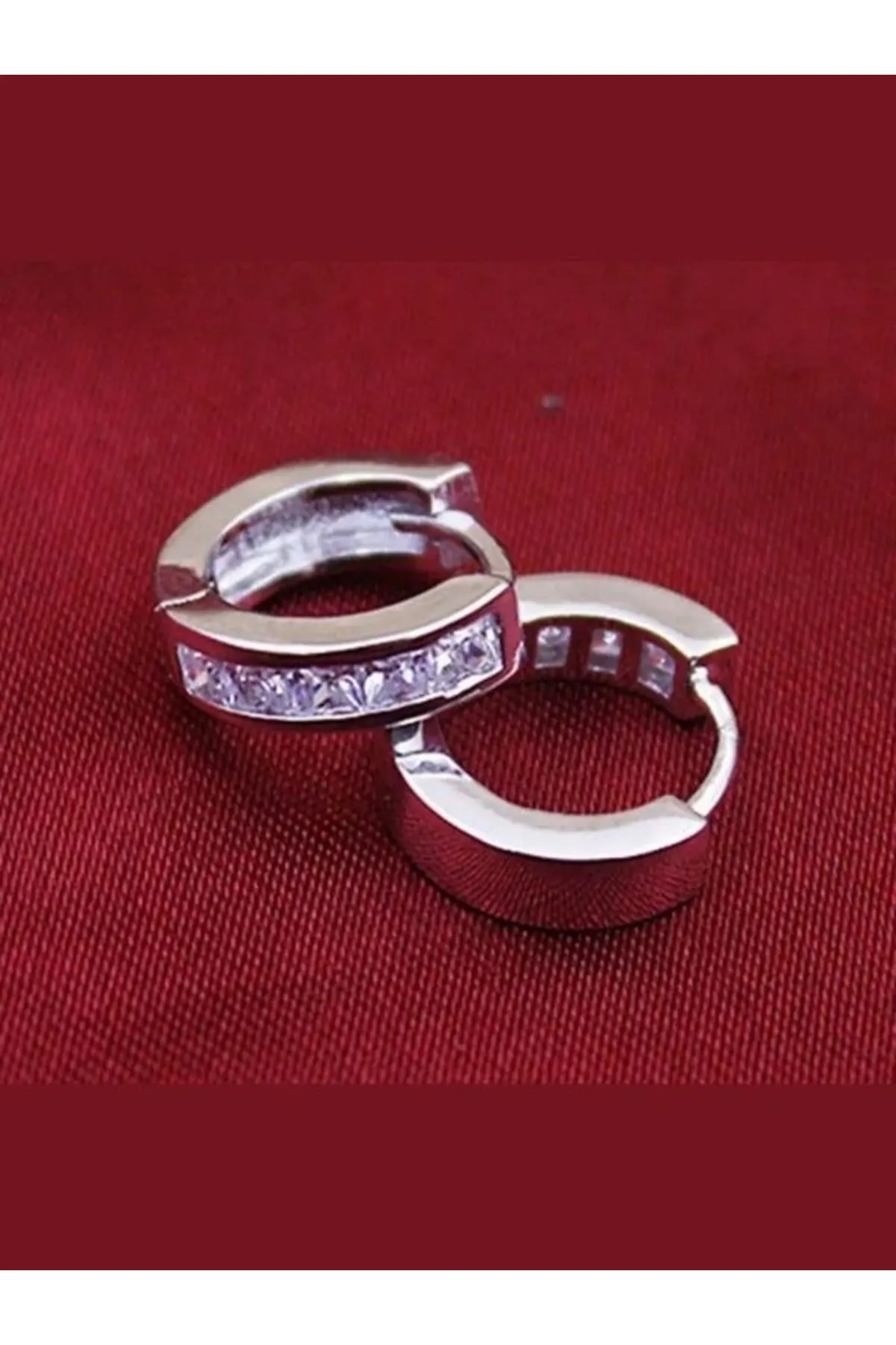 925 Ayar Gümüş Zirkon Taşlarla Süslenmiş Halka Küpe (12MM)