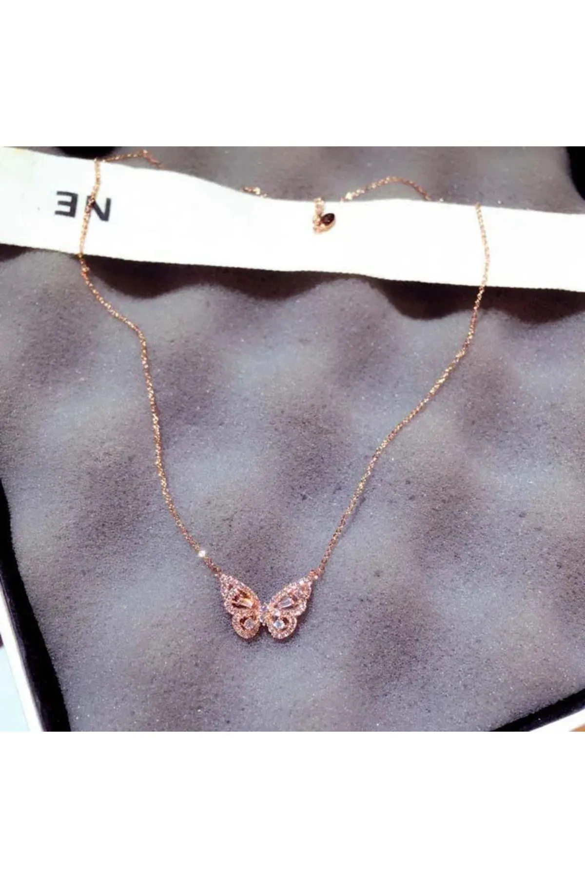925 Ayar Rose Renk Zirkon Taşlı Kelebek Kolye
