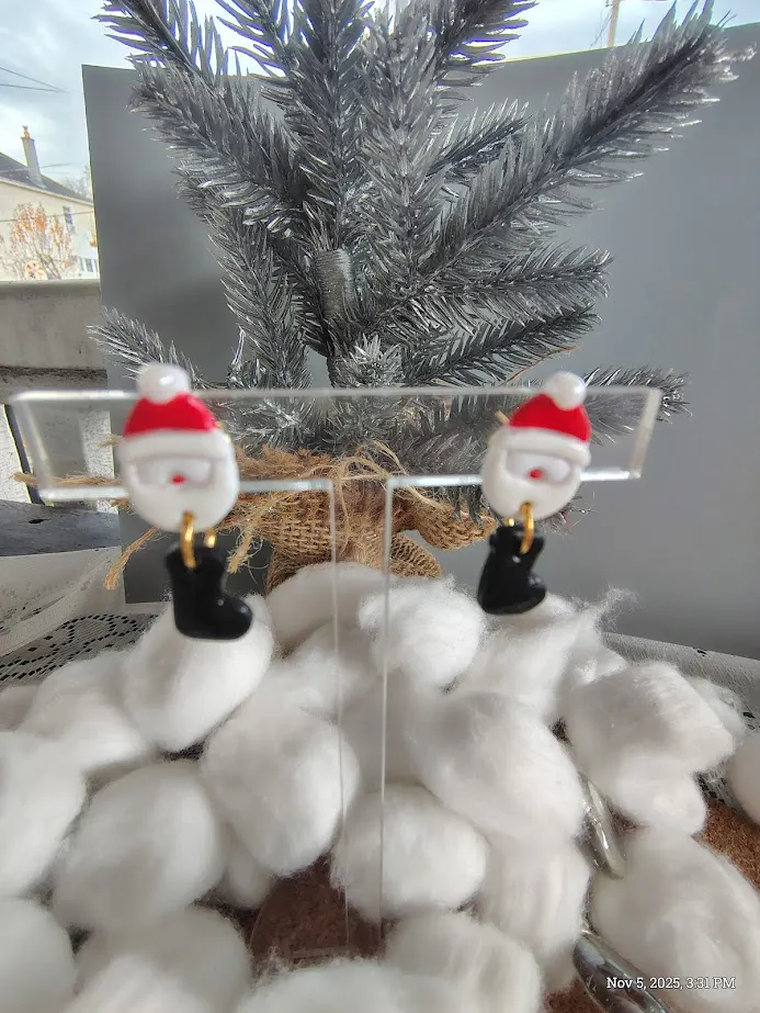 Walkin' Around the X-mas Tree